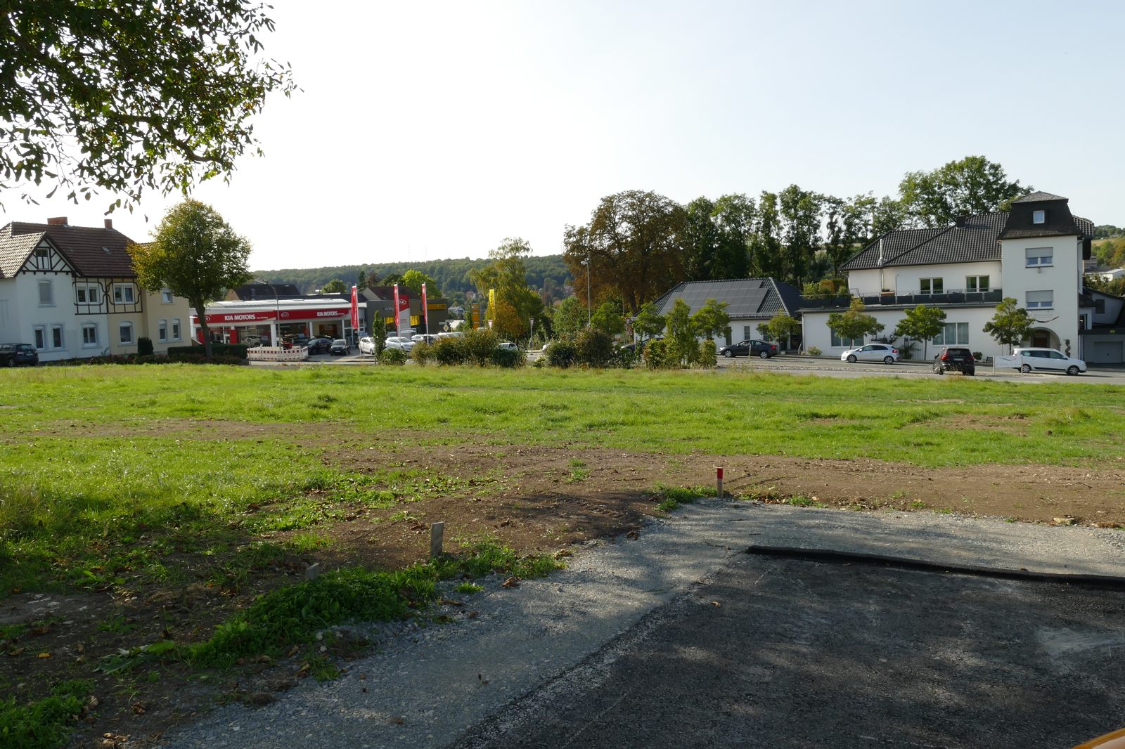 Blick vom neuen Gewerbegebiet auf die Haarener und Brenkener Straße