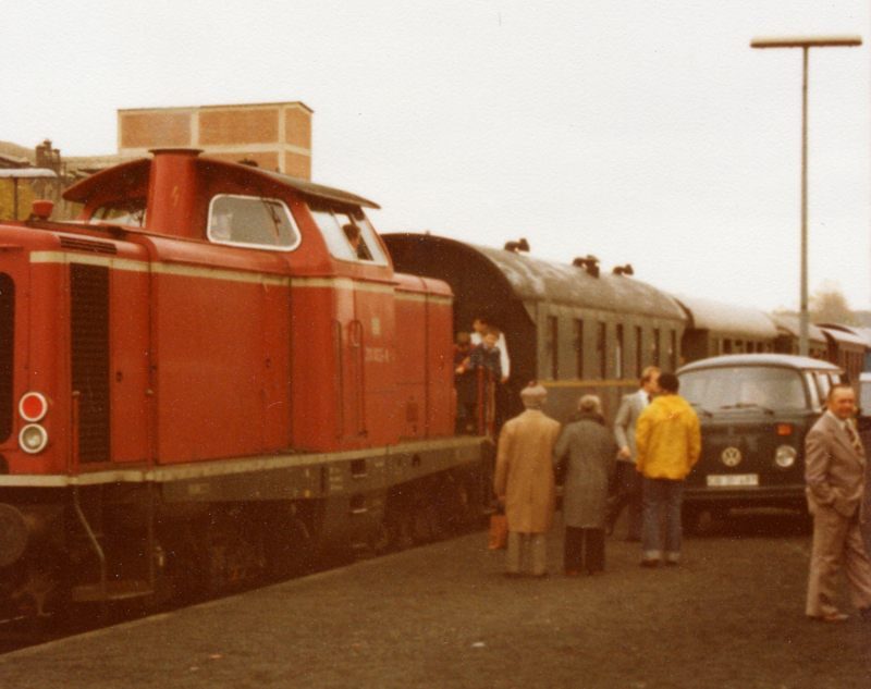 1 Büren 212 004 1977_0800