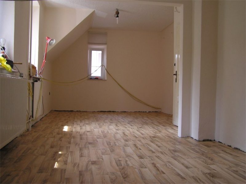 200702 Zimmer leer Süden_790