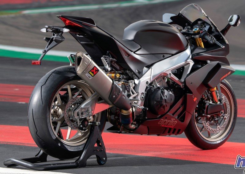 2010er Aprilia RSV4 FactoryB1