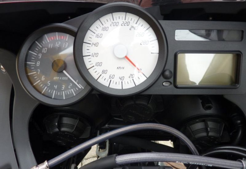 2010er BMW K1300S Instrumente