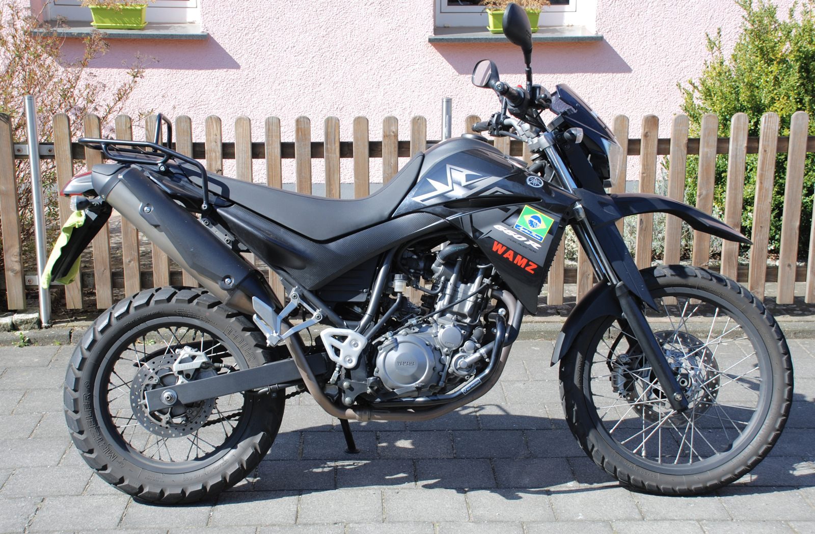 2015 XT660_01
