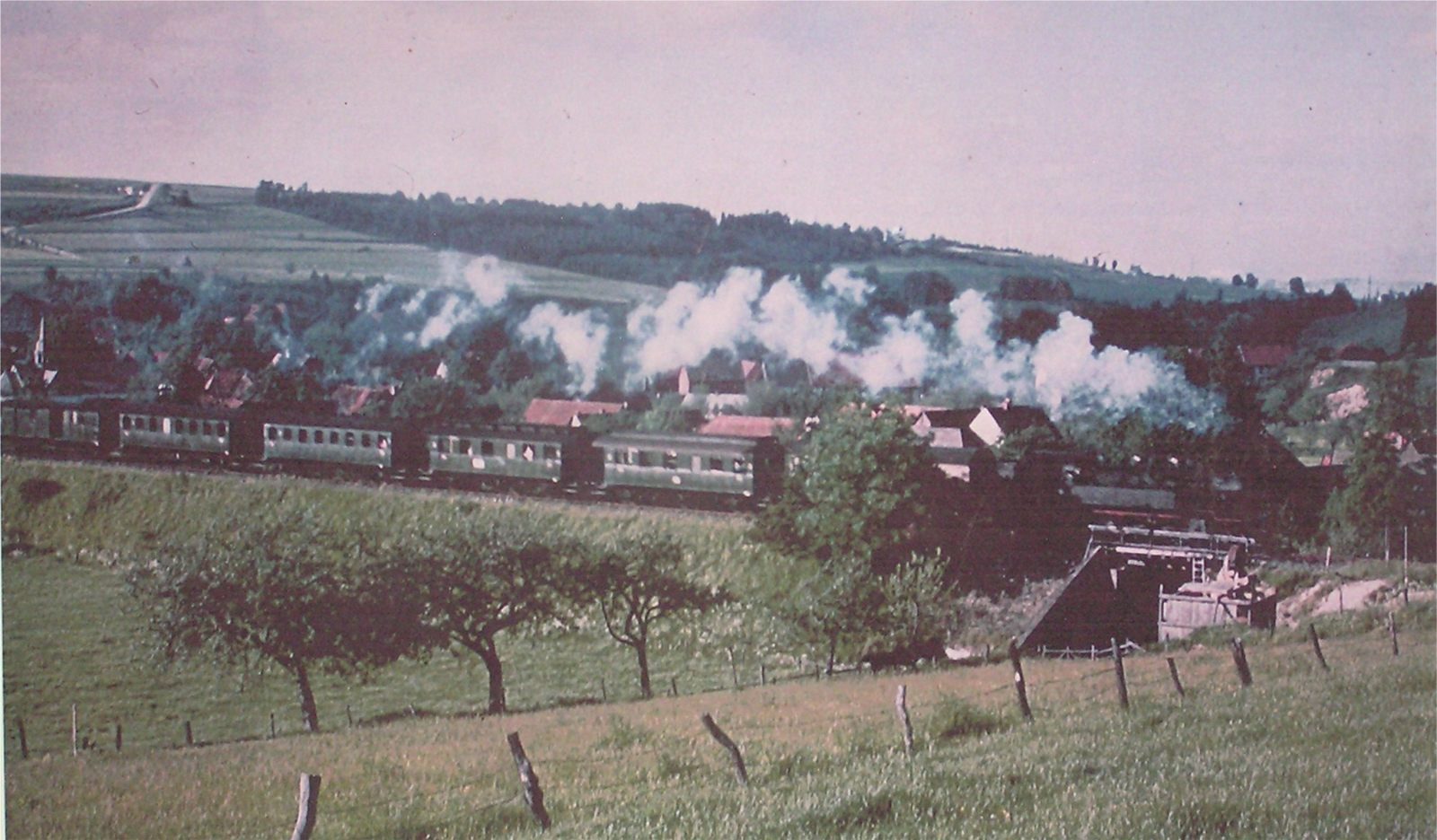 A06 Weine Personenzug 1950 color1600