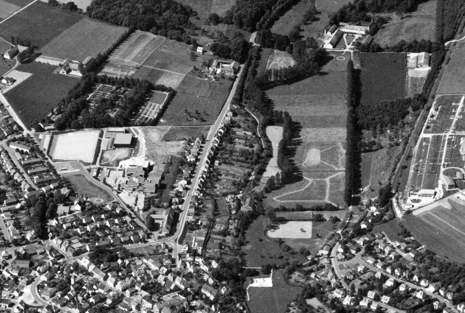 BS 1979 Straßenzug ganz