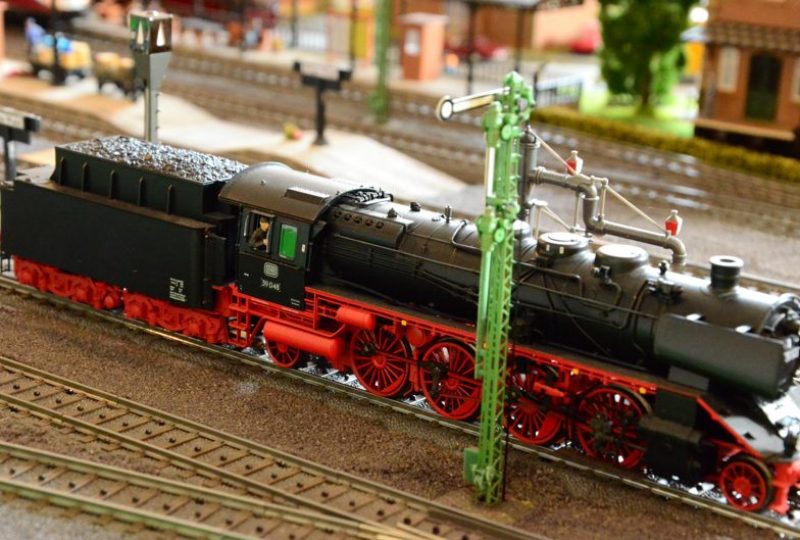 Hbf: BR 39 048 will umsetzen