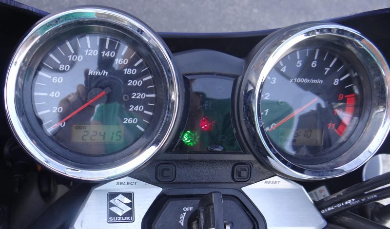 Suzuki GSX1400 Instrumente